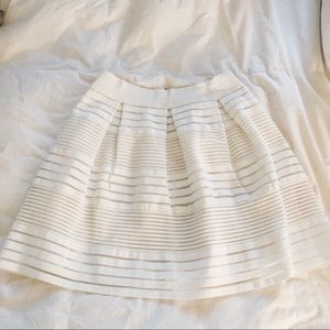 White pleated lined skirt